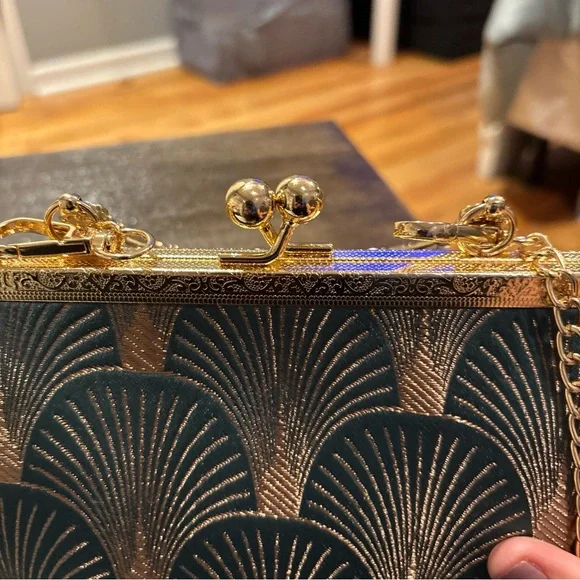 Source Unknown Gold and Black Art Deco Clutch - Picture 10 of 13